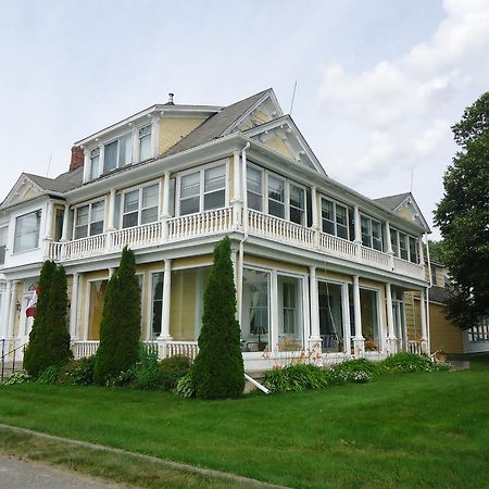 Governor'S Mansion Inn Miramichi Kültér fotó