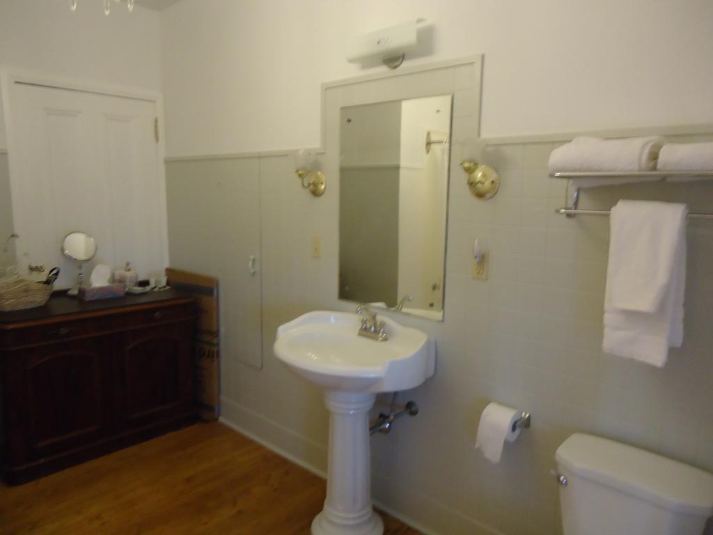 Governor'S Mansion Inn Miramichi Szoba fotó