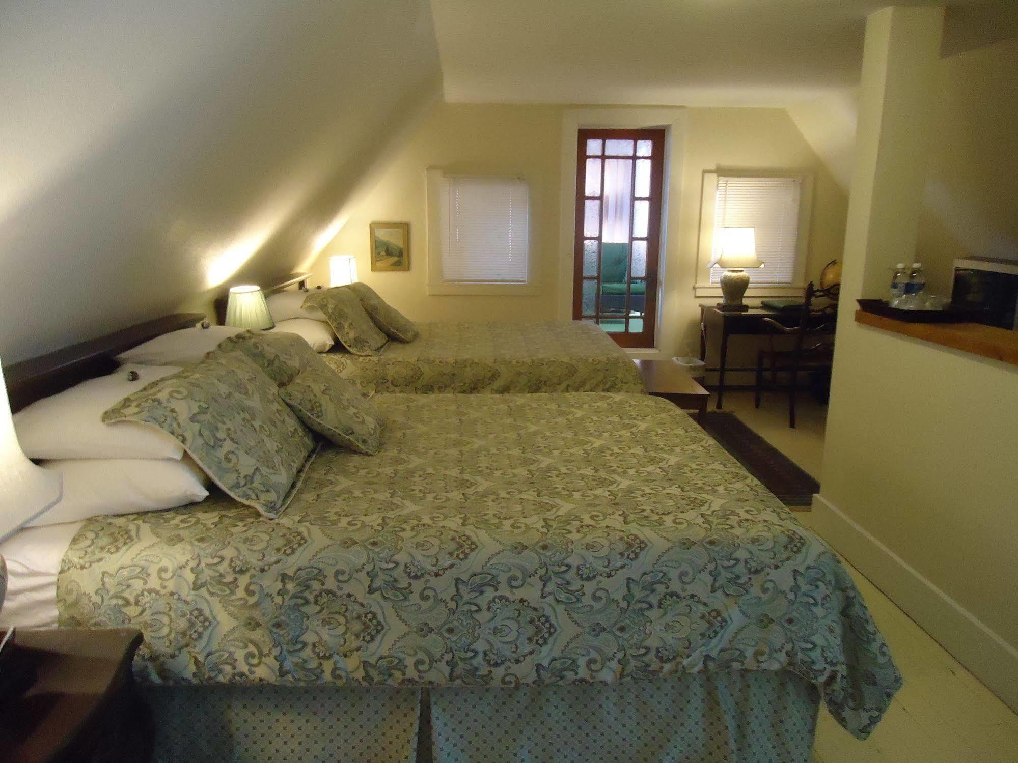 Governor'S Mansion Inn Miramichi Kültér fotó